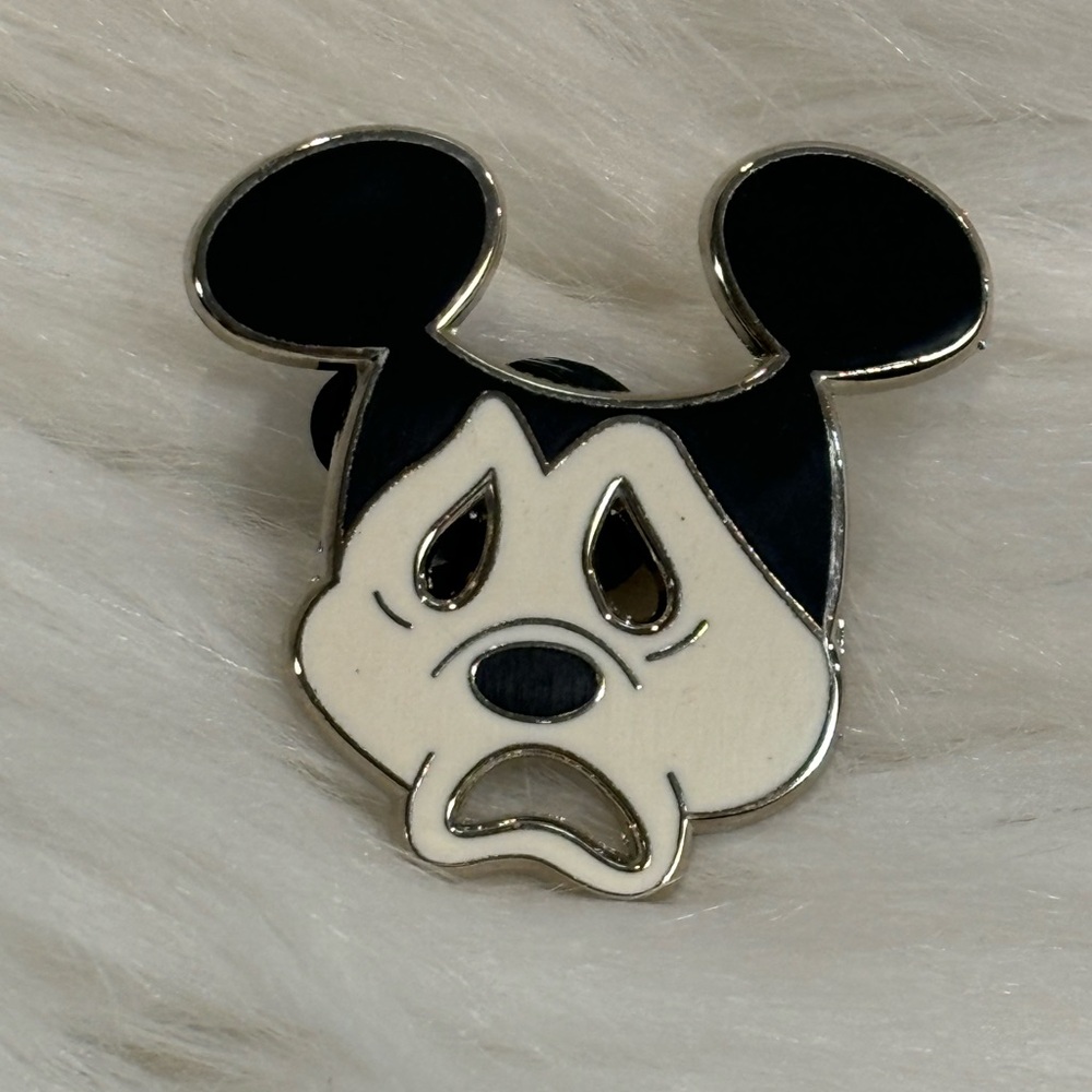 Mickey Disney Trading Pin